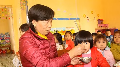 Chuyện cảm động về những bà “mẹ kế” nhân hậu