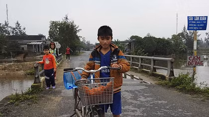 Giọt nước nghĩa tình ở hai làng Nhỉ Hạ, Lâm Xuân