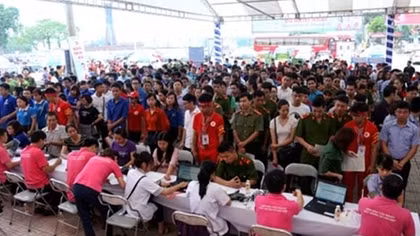 Hơn 2.000 người tham gia hiến máu tình nguyện ở Thái Nguyễn