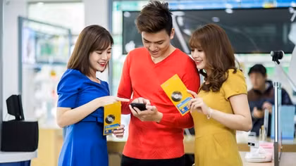 Mua đồ công nghệ thời 4.0