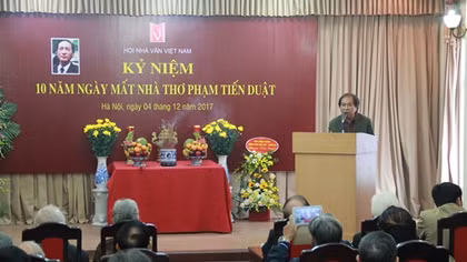 Nhớ nhà thơ tài hoa Phạm Tiến Duật
