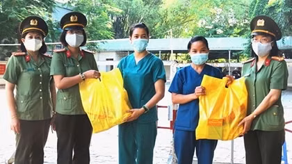 Phụ nữ Công an TP Đà Nẵng với những hoạt động nghĩa tình