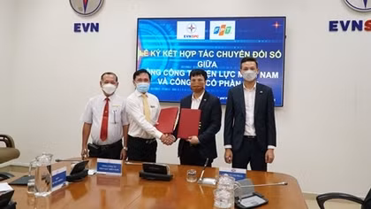 Tổng Công ty Điện lực miền Nam ký thỏa thuận hợp tác với FPT về chuyển đổi số
