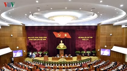 Tự soi, tự sửa để chống "viên đạn bọc đường"