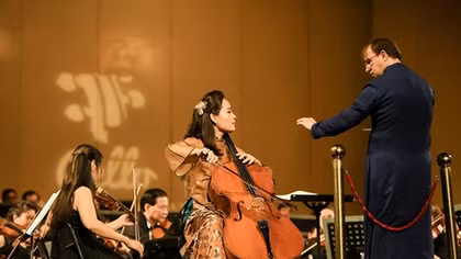 Nghệ sĩ cello Đinh Hoài Xuân: Giấc mơ lớn với cây đàn cello