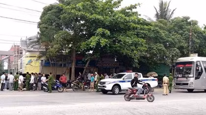 Nhóm đối tượng chặn xe khách trên Quốc lộ 1A, nổ súng gây náo loạn
