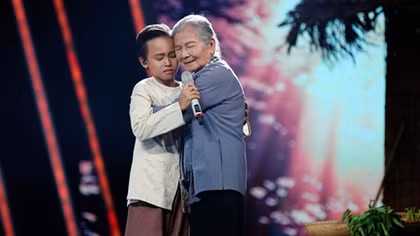 Nghẹn ngào khi nghe Hồ Văn Cường hát dân ca