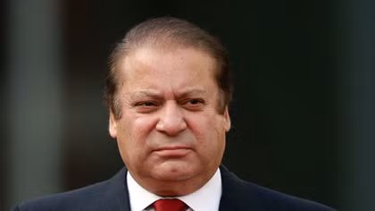 Cựu Thủ tướng Pakistan về nước đối mặt án tham nhũng