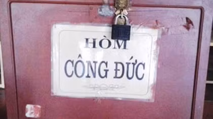 Lập hòm công đức thu phí bất hợp pháp