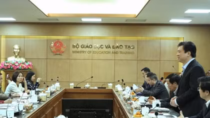 Đối thoại về sách Công nghệ giáo dục vẫn chưa có hồi kết