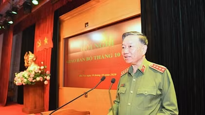 Lực lượng Công an giúp dân phòng chống thiên tai, khắc phục hậu quả mưa lũ