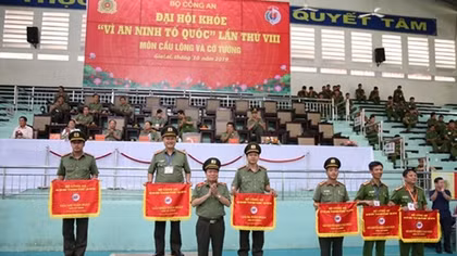 Bế mạc Giải Cầu lông và Cờ tướng trong ĐH khoẻ “Vì an ninh Tổ quốc” lần thứ VIII