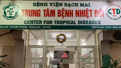 Hai nhân viên y tế đầu tiên của Việt Nam nhiễm COVID-19