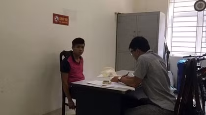 Bắt tạm giam thanh niên 9X đấm CSGT gãy răng 