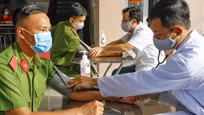 Những giọt máu nghĩa tình giữa mùa dịch 