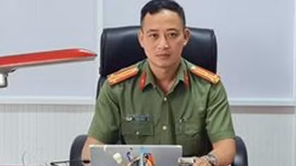 Học tập và làm theo lời Bác, hết lòng phục vụ nhân dân