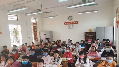 Khử trùng và tăng cường các biện pháp phòng chống dịch tại các trường học 