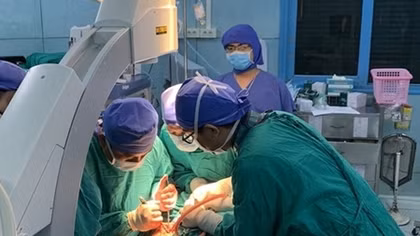 Học sinh bị thương nặng trong vụ cây ngã đè chuẩn bị được xuất viện