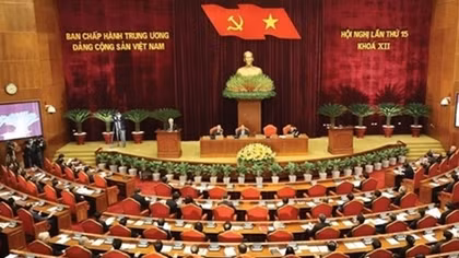 Bế mạc Hội nghị Trung ương 15