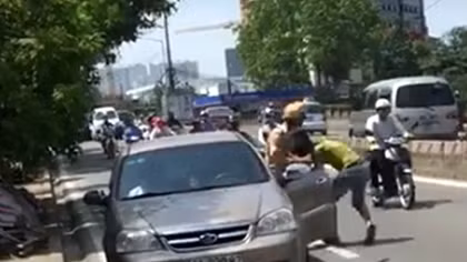 Thông tin về clip chiến sĩ CSGT bắt người vi phạm trên mạng xã hội