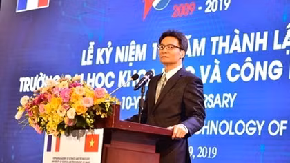 Trường Đại học Việt-Pháp là biểu tượng điển hình trong việc hợp tác giữa 2 nước 