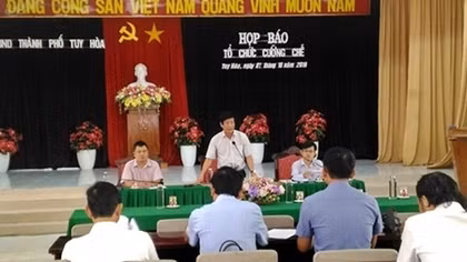  Cưỡng chế hàng chục công trình khu nuôi tôm giống ven biển TP Tuy Hòa