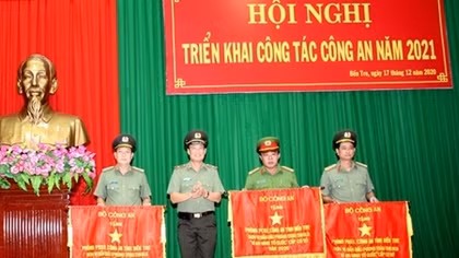 Kiên quyết đấu tranh với việc bảo kê, “làm ngơ” bỏ lọt tội phạm
