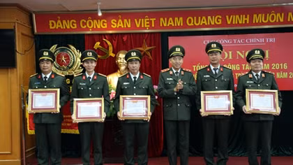 Tham mưu giáo dục chính trị tư tưởng là nhiệm vụ trọng tâm hàng đầu