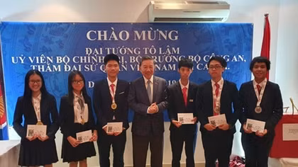 Việt Nam giành 6 Huy chương tại Kỳ thi Olympic Khoa học trẻ quốc tế 