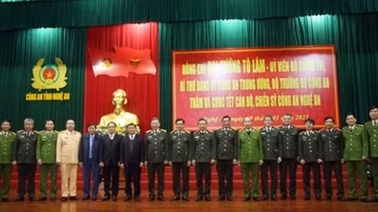 Phát huy truyền thống quê hương Xô Viết anh hùng, gặt hái thành tích đặc biệt năm 2021