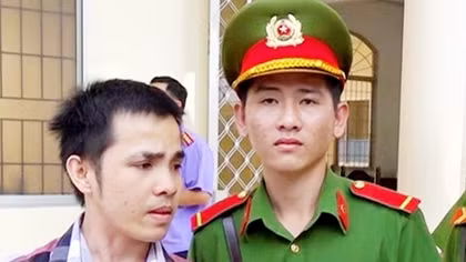7 năm tù cho kẻ chém người vì trả giá sửa điện thoại không thành