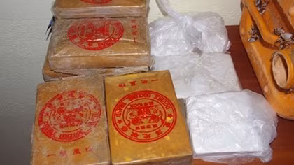 Tặng Bằng khen cho tập thể, cá nhân vụ 26 bánh heroin trôi dạt vào bãi biển