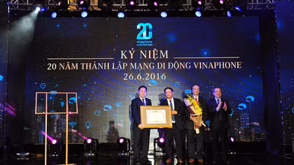 VinaPhone đón nhận Bằng khen của Thủ tướng Chính phủ