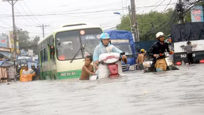 Triều cường dâng cao ở Nam Bộ, nguy cơ ngập lụt sâu 