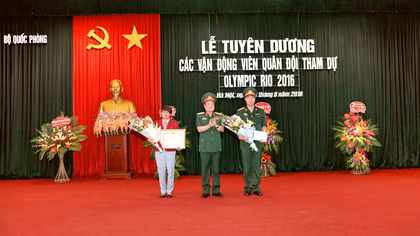 Trao thưởng cho các VĐV Quân đội tham dự Olympic 2016 
