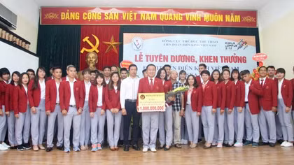 Giành 17 HCV SEA Games, đội tuyển điền kinh được thưởng 1,1 tỉ đồng 