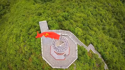 MV "Vươn cao Việt Nam" vượt mốc 12 triệu lượt xem 