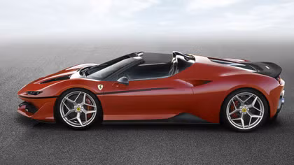 Ferrari biến 488 Spider thành siêu xe lạ J50