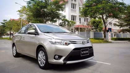 Toyota tiếp tục giảm giá xe tại Việt Nam