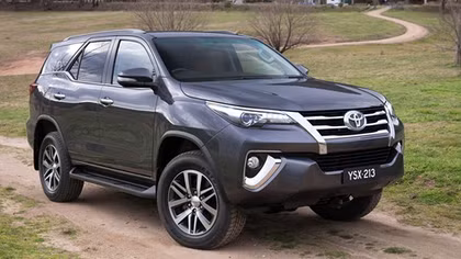Toyota triệu hồi Fortuner và Innova 