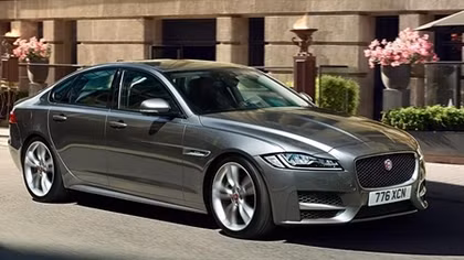 Đổi cũ lấy mới, người mua xe Jaguar XF được tặng 200 triệu đồng