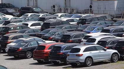 Xe nhập khẩu về nhiều, thị trường ô tô Việt tăng mạnh