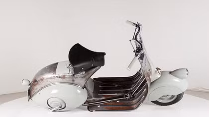 Đấu giá trực tuyến, Vespa cổ nhất thế giới “doạ” phá kỷ lục giá