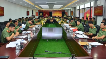 Xây dựng các Thông tư về Điều lệnh, quân sự, võ thuật CAND