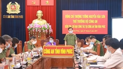 Thứ trưởng Nguyễn Văn Sơn kiểm tra, chỉ đạo công tác tại Công an tỉnh Vĩnh Phúc