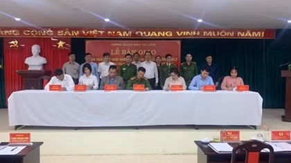 Bàn giao cơ sở phòng cháy chữa cháy cho UBND xã quản lý