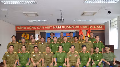 Tập huấn về truy nã tội phạm cho Cảnh sát, Bộ An ninh Lào