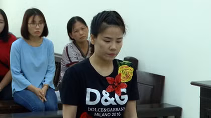 Nữ quản lý quán hát điều nhân viên đi khách Tây lĩnh án