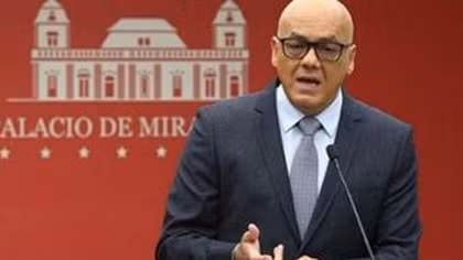 Venezuela nỗ lực tự giải cứu