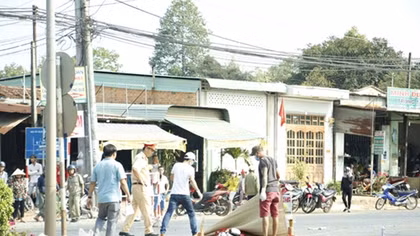 Xe tải gây tai nạn liên hoàn ở Bình Phước